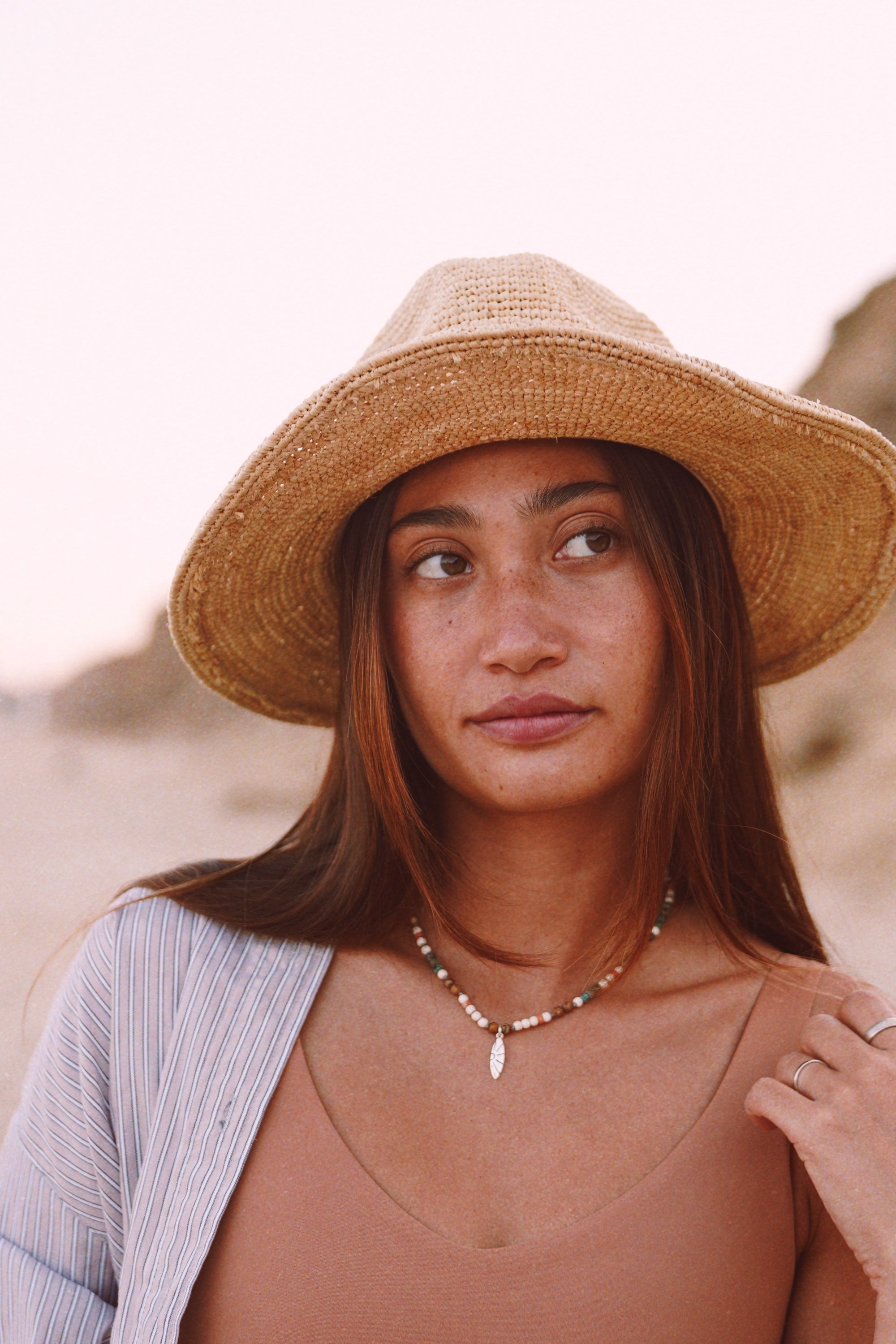 Don necklace • 🌞 שרשרת אבני חן תליון גלשן שמש image 1