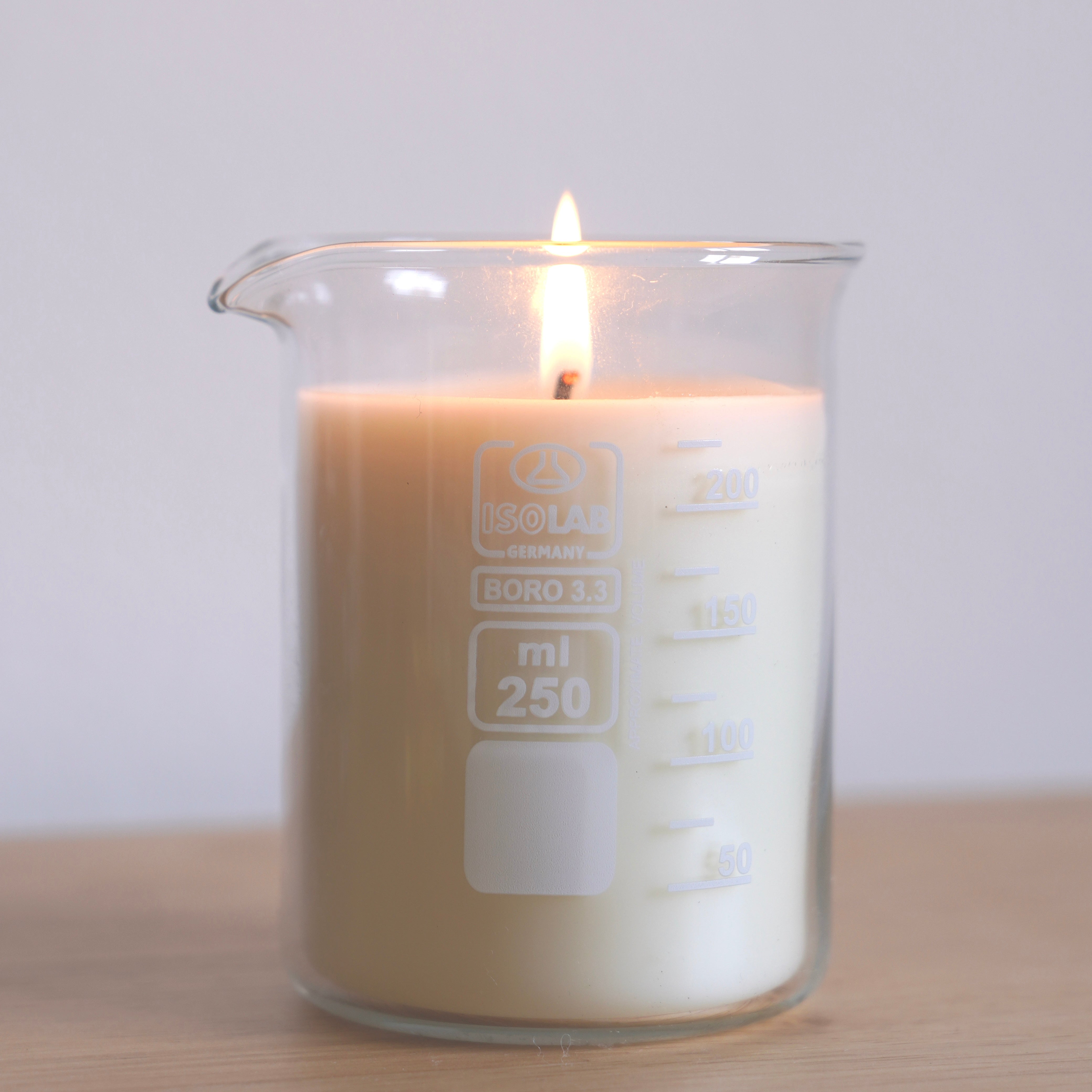 White candle  image 0