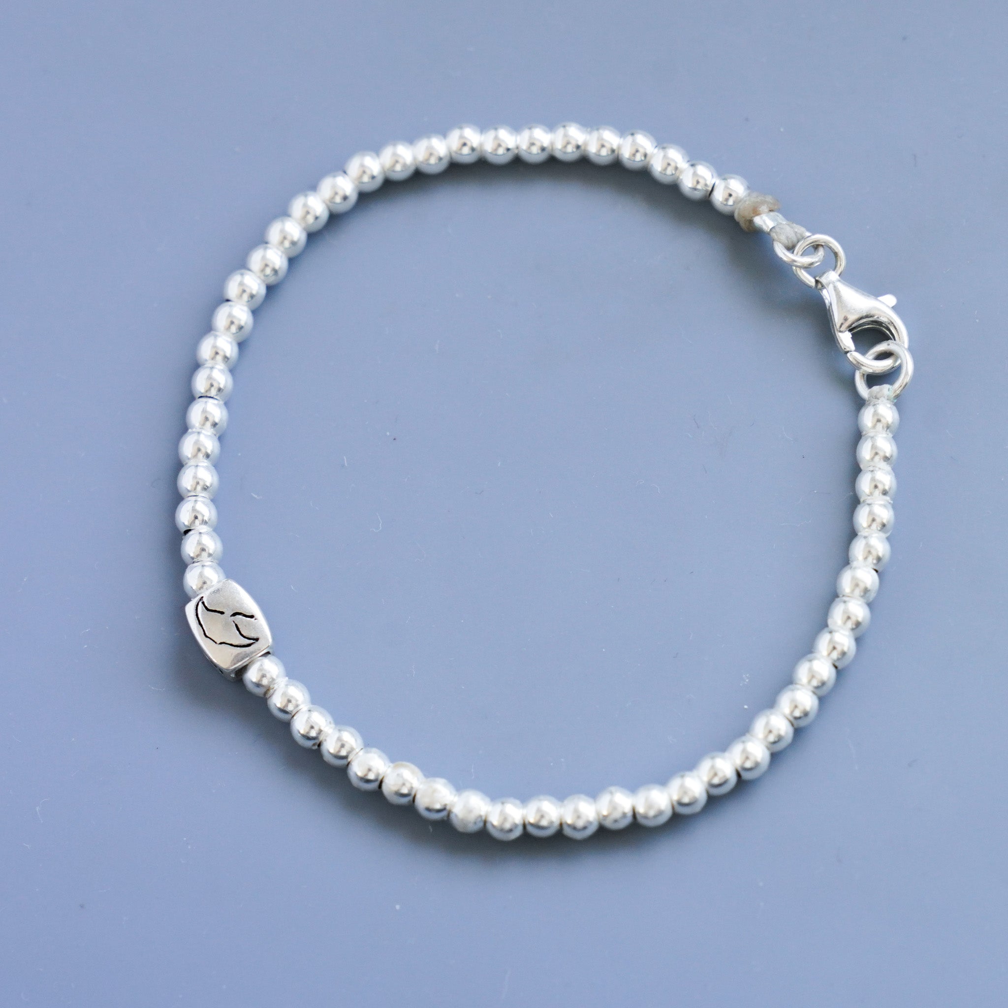 Silver manta ray bracelet