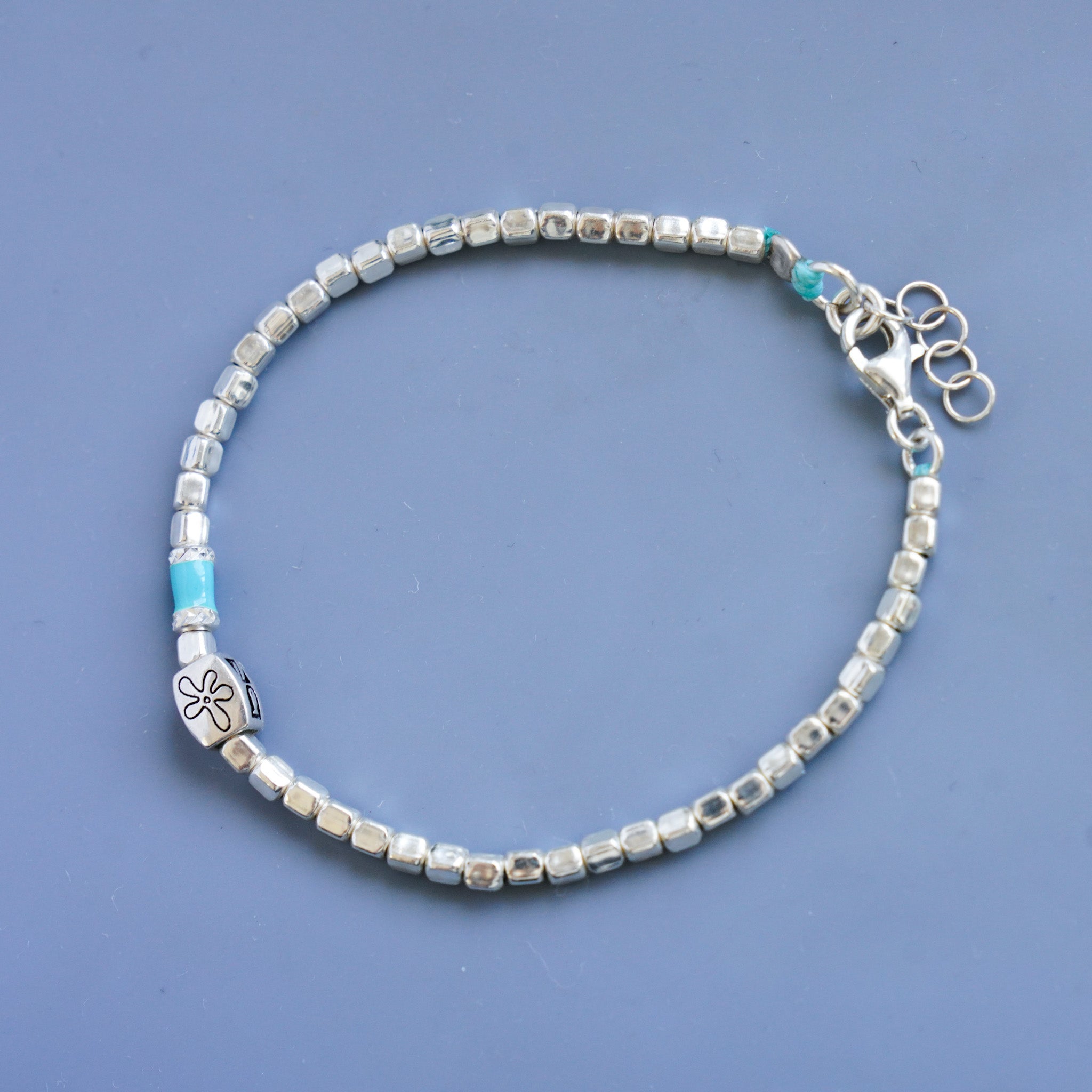 Blue flower bracelet