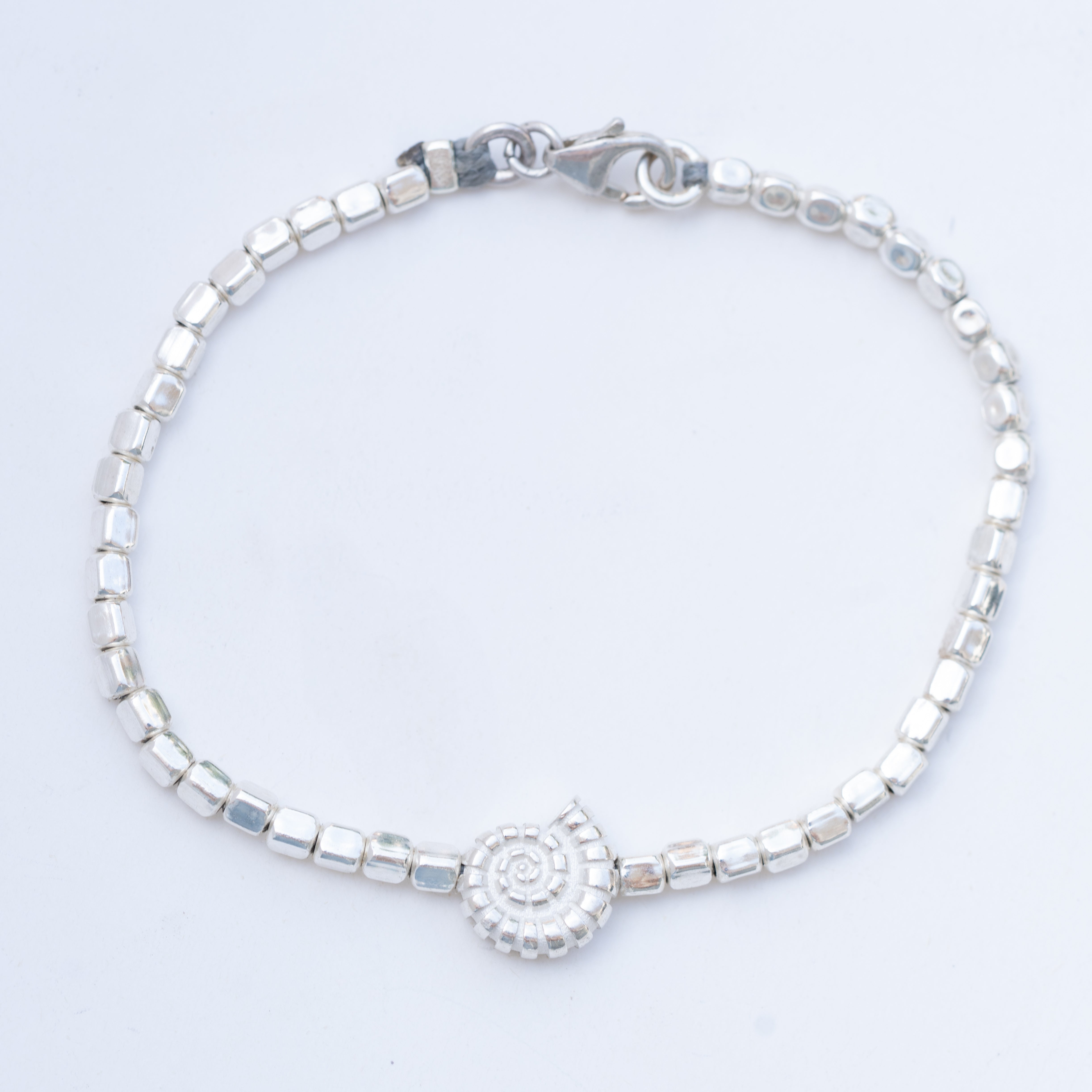 Silver squares ammonite - צמיד חרוזי כסף 925 אמונייט image 0