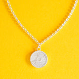 SUN COIN 🌞 שרשרת חוליות תליון שמש מטבע image 0