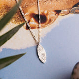 Plumeria surfboard - שרשרת כסף 925 גורמט תליון גלשן פרחים image 0