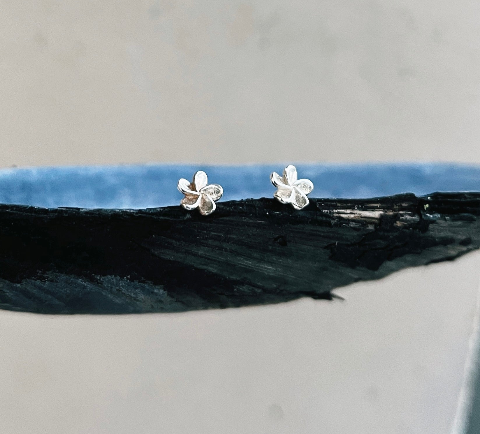 Plumeria flower earrings image 3